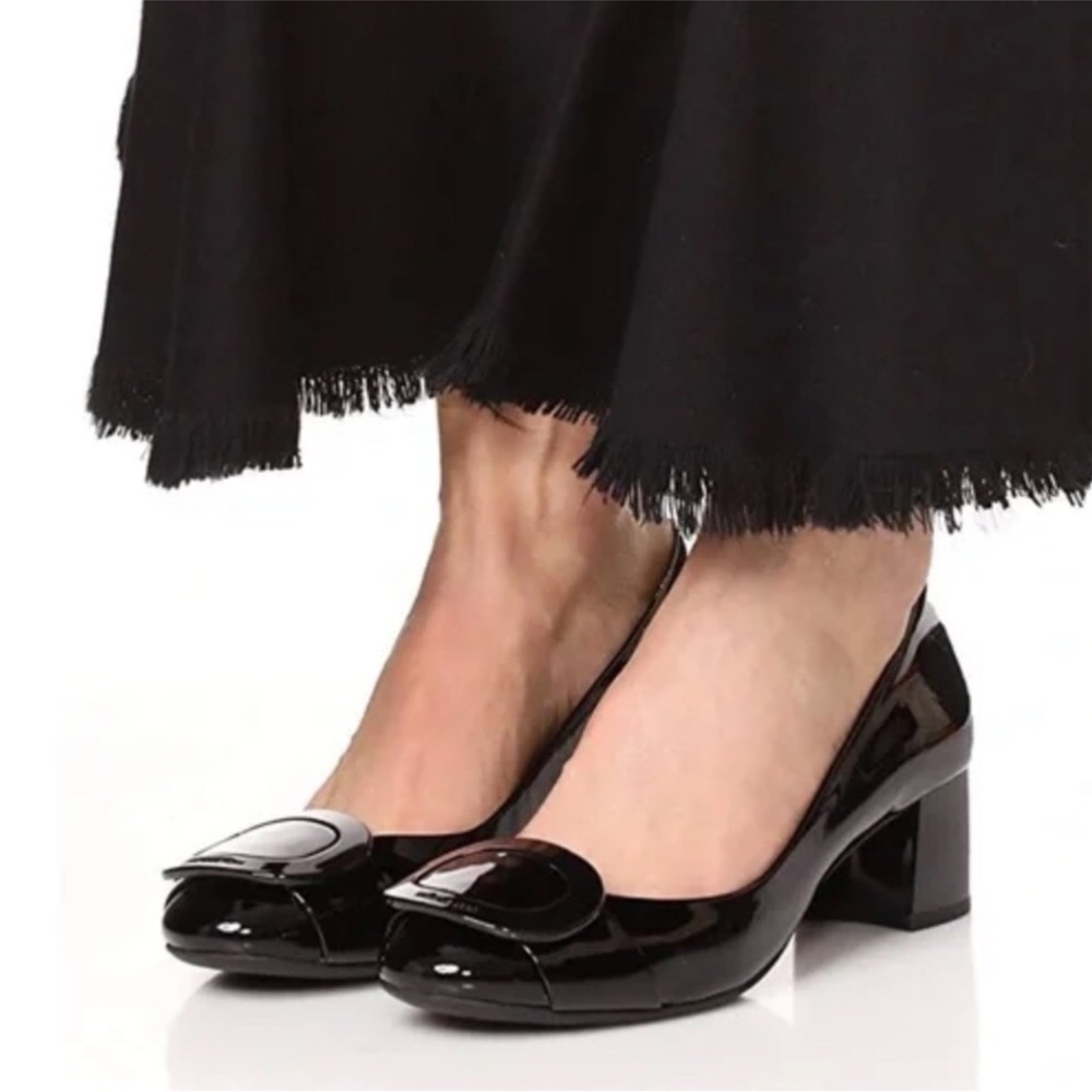Michael Michael Kors Pauline Pump - Picture 8 of 14